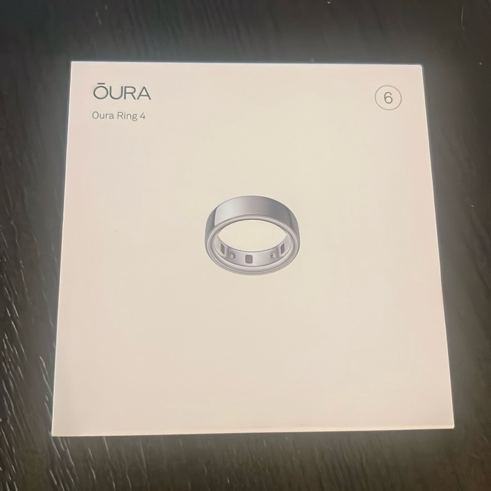 OURA Ring GEN 4 - Brand New in Box! SILVER Smart Ring Size 6